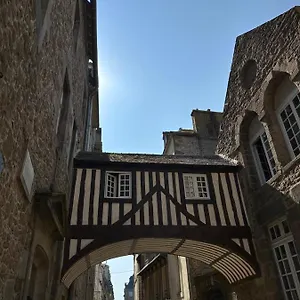 appartement-st-malo-intramuros.inbrittany.com/